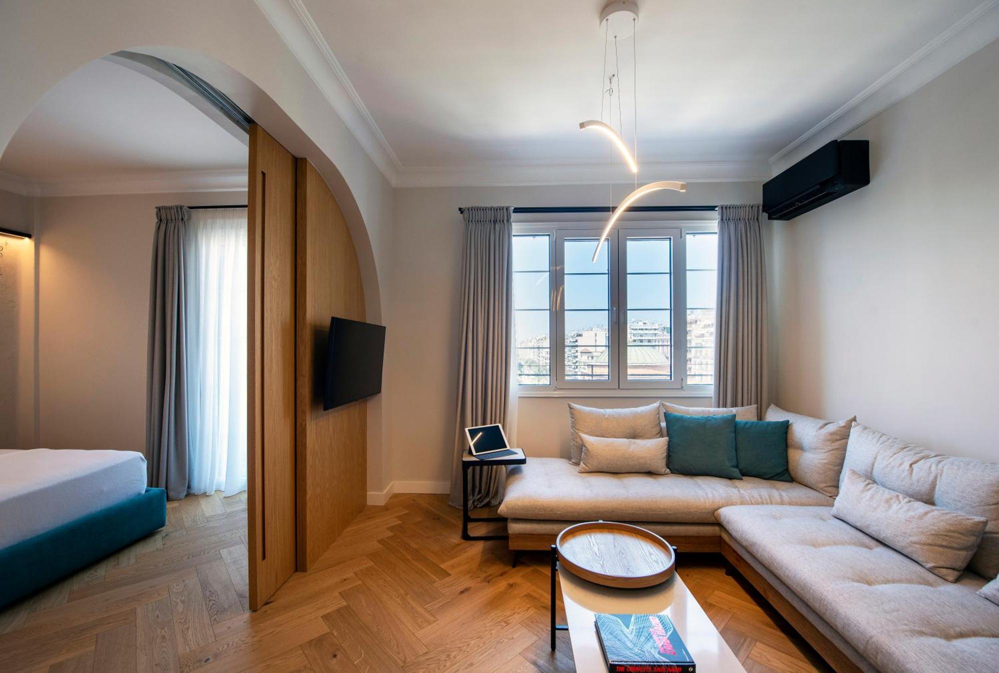 Queen Apartment Thessaloniki By Luxlikehome Салоники Экстерьер фото