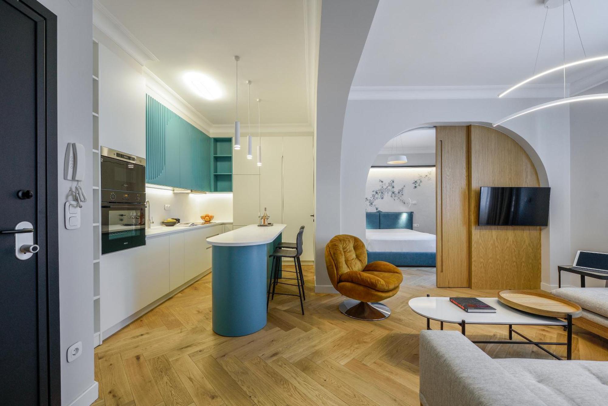 Queen Apartment Thessaloniki By Luxlikehome Салоники Экстерьер фото